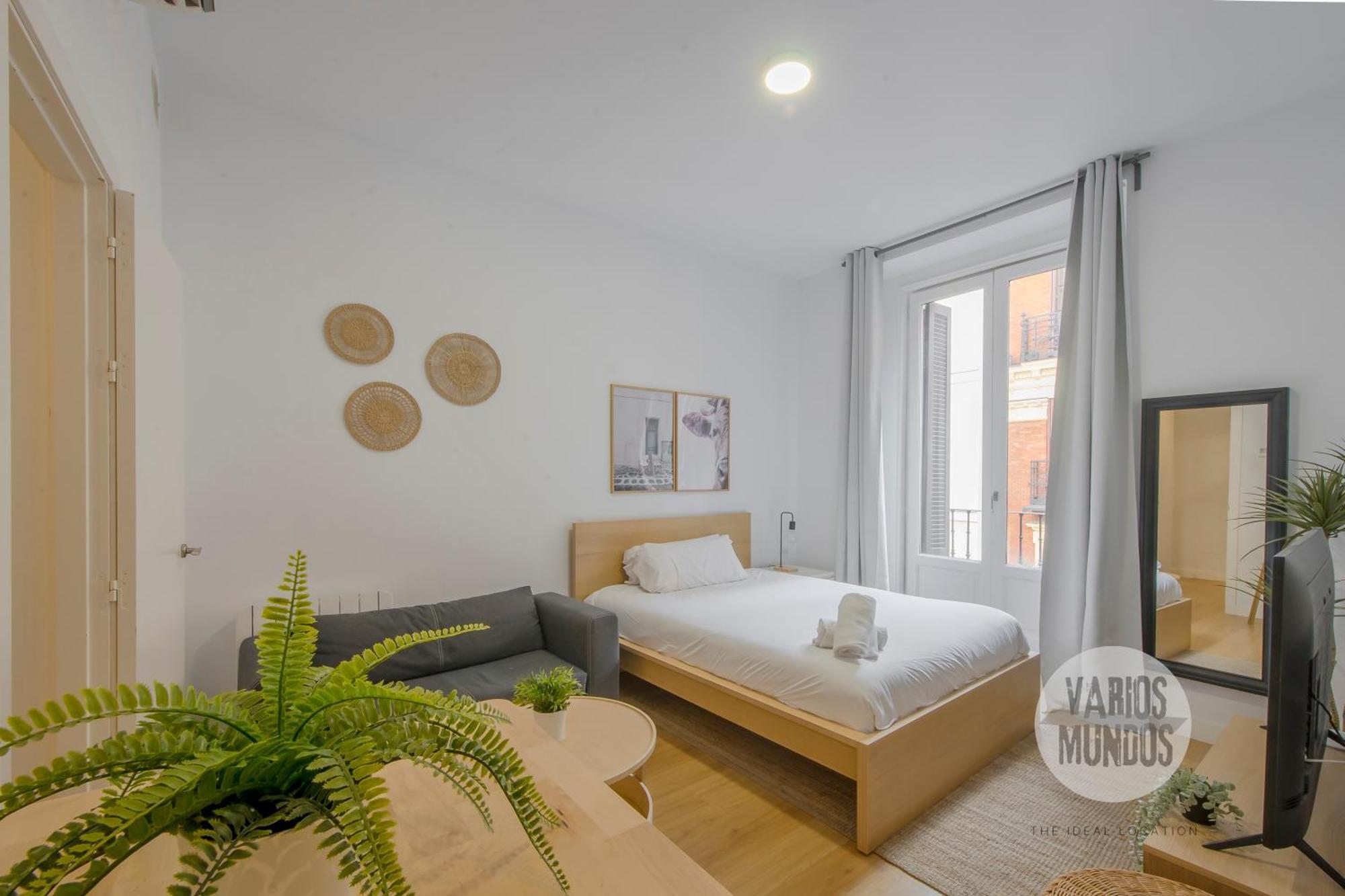 Descanso Para 3 En Sol, Ven A Concepcion Jeronima Madrid Exteriör bild
